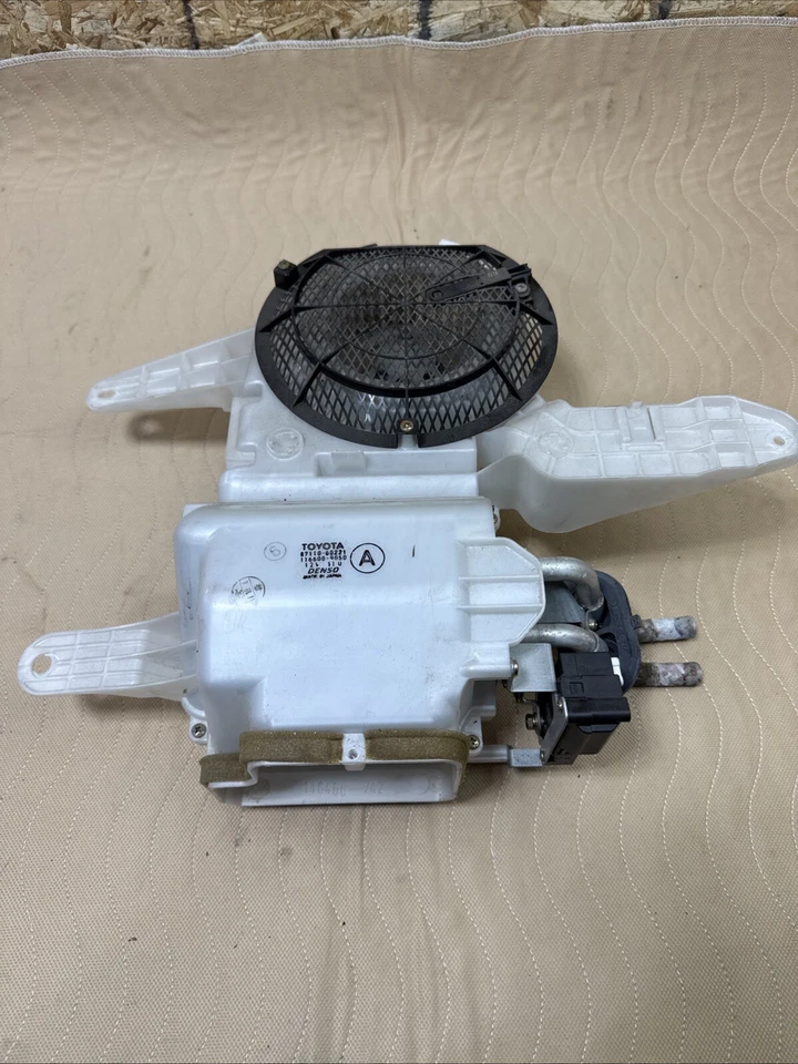 Toyota Land Cruiser 1998-2007 LX470 Rear A/C AC Air HVAC Housing Blower Motor - Image 2 of 4