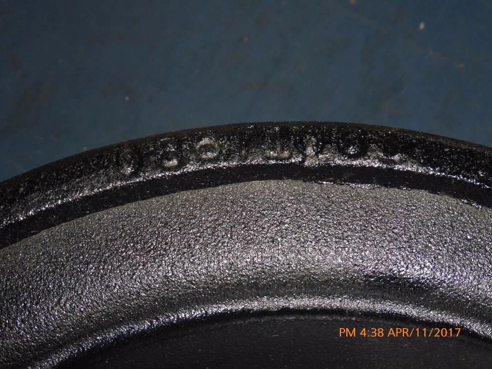 OEM GM Rear Brake Drum 1241758 - Image 4 of 4