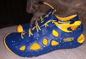 water shoes for shower