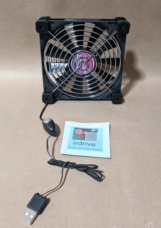 Evercool 140mm USB Powered NUC, Router, Amplifier, Console 2-Speed Cooling Fan - Image 3 of 4