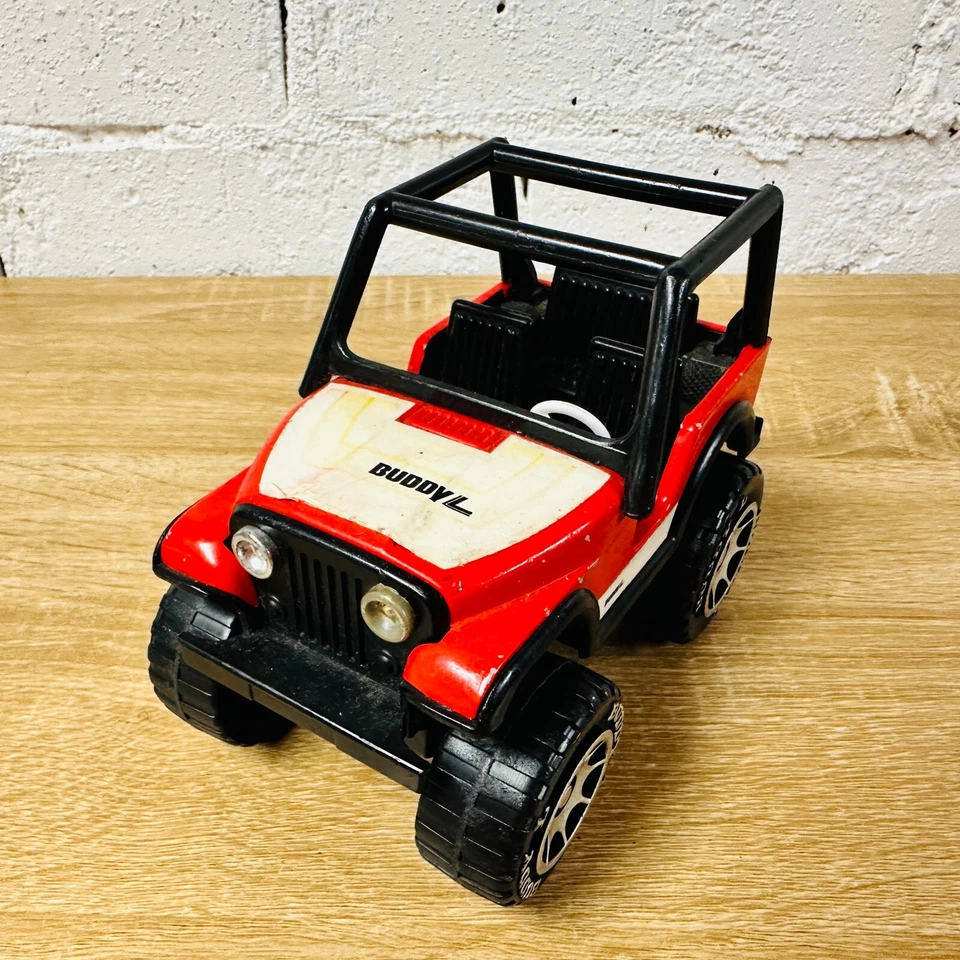 Vehículo Jeep Wrangler Renegade Buddy L rojo de colección hecho en acero prensado de Macao Foto 2 de 4