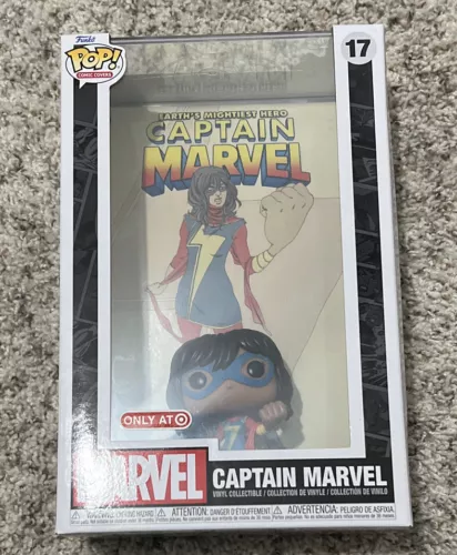 Funko Pop! Comic Covers Captain Marvel 17 2nd Print Target Exclusive Kamala Khan