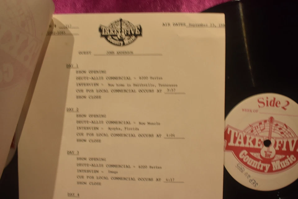 RALPH EMERY INTERVIEWS "TAKE FIVE" RADIO SHOW Roy Clark/Jerry Clower/Fricke Foto 3 de 4