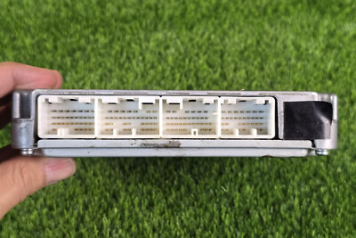 ハイエース89661-26G30エンジンコントロールコンピュータ Used]Engine Control Unit TOYOTA Hiace 2014 CBF-TRH200V