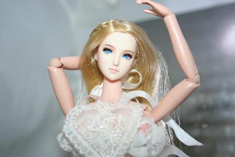 DOLLFIE VOLKS OOAK 1/6 12" PHICEN STYLE FEMALE ACTION FIGURE or HEAD SCULPT ONLY