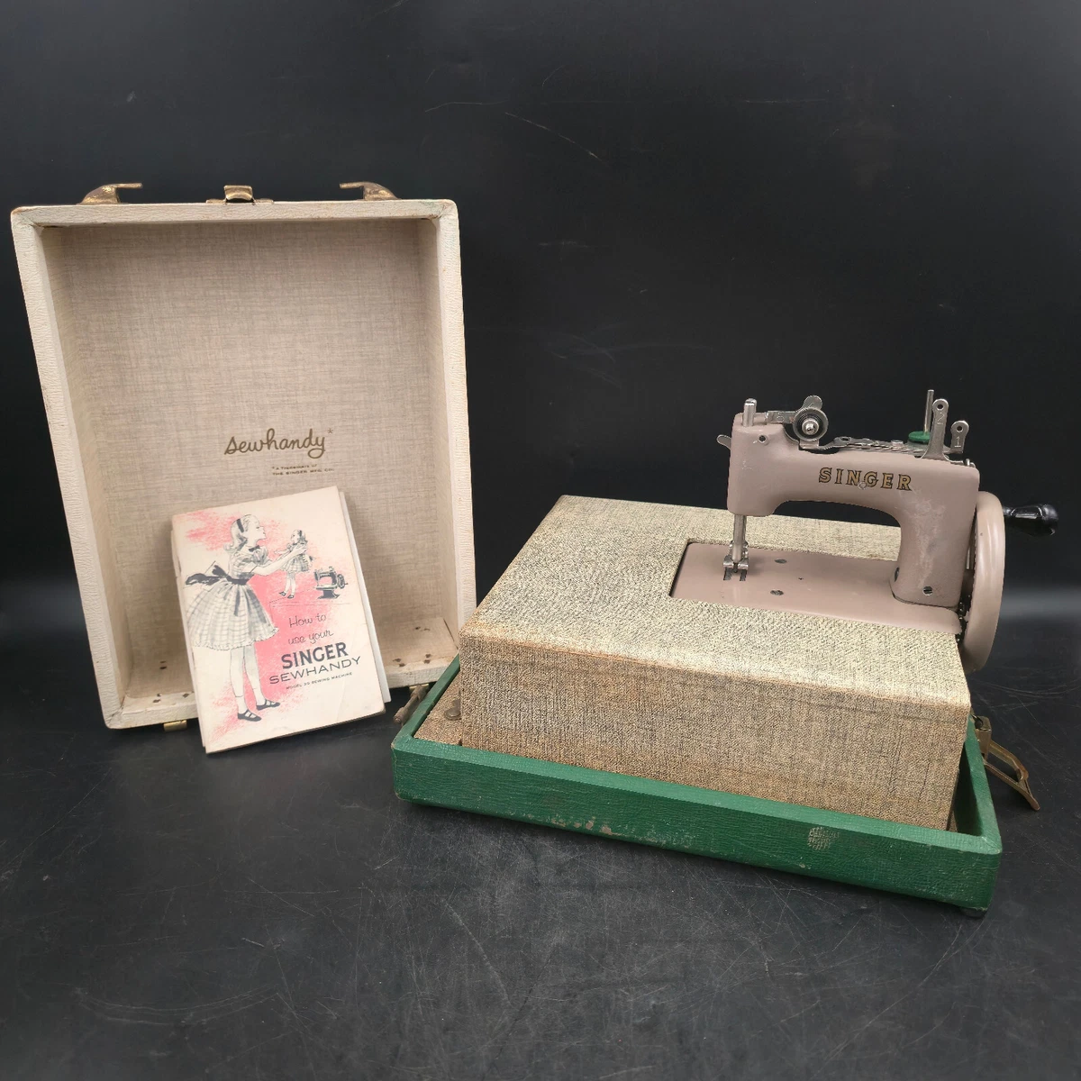 Singer 'SewHandy Model 20-1 - Machine à coudre miniature de