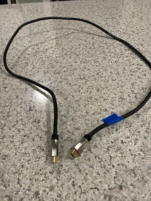 Rocketfish High Speed HDMI cable With Ethernet - 4ft