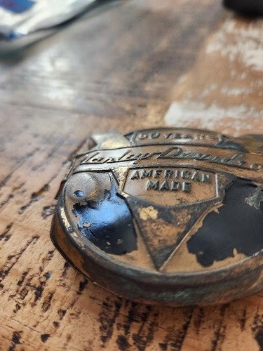 OEM 50th Anniversary Harley Davidson Panhead Front Fender Medallion - Picture 7 of 10