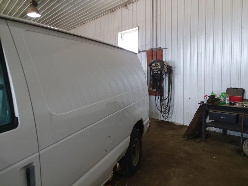 Freios traseiros compatíveis com 87-99 Ford E150 Van 2093633 - Imagem 4 de 4