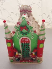 CHRISTMAS TOY SHOP HOUSE RAZ IMPORT JINGLE BELL LANE LIGHT UP PEPPERMINT CANDY