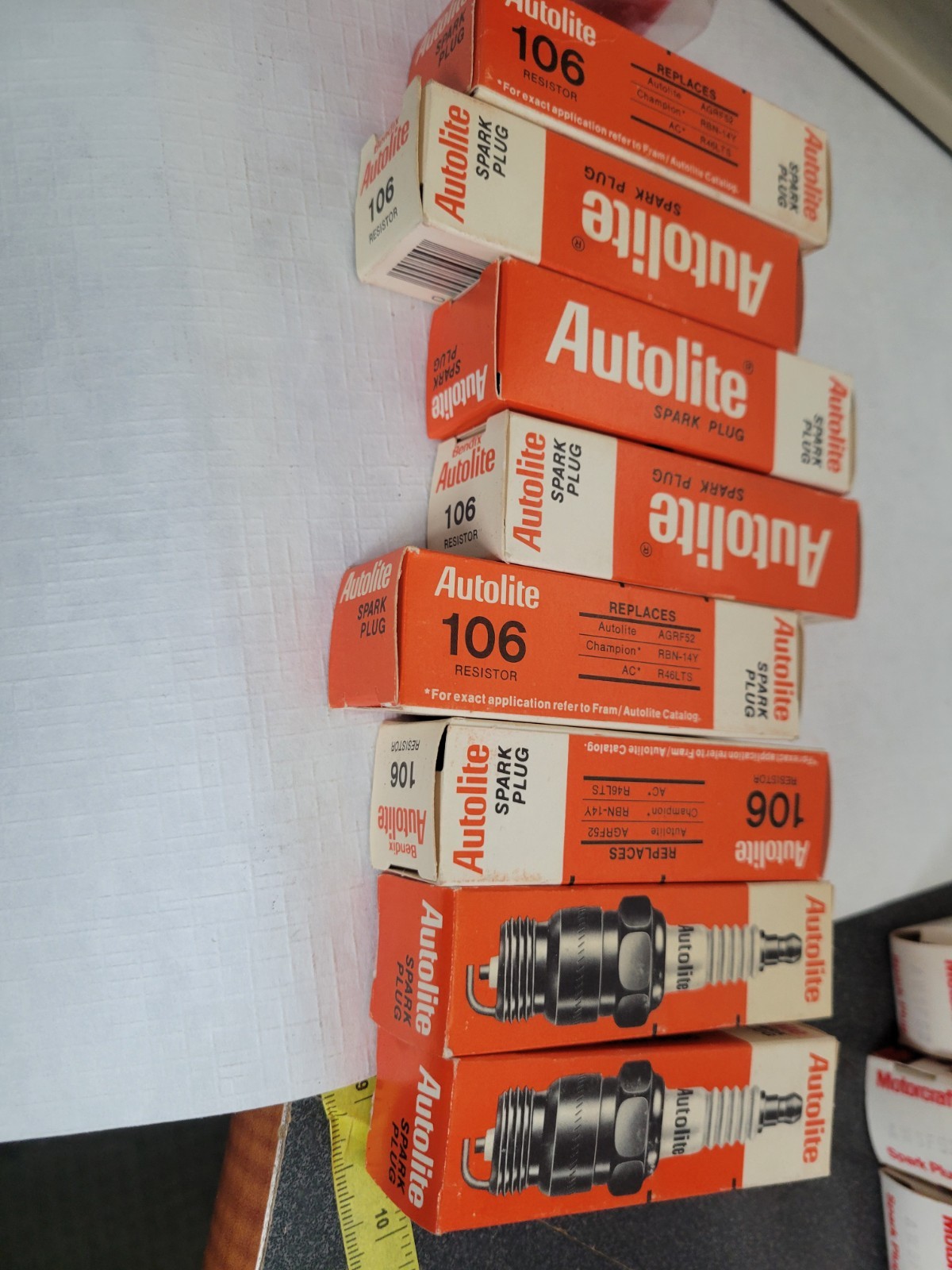 Autolite 106 N.O.S Spark Plugs Pack of 8 NIB, FS