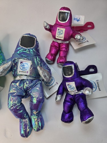 Lot Of 4 Vintage Pentium Intel The Bunny People Astronaut Plush Doll 1997 W/ Tag - Picture 2 of 11