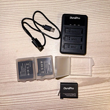 DuraPro 3X 1680mAh Akku + USB LED 3-Kana Lade...