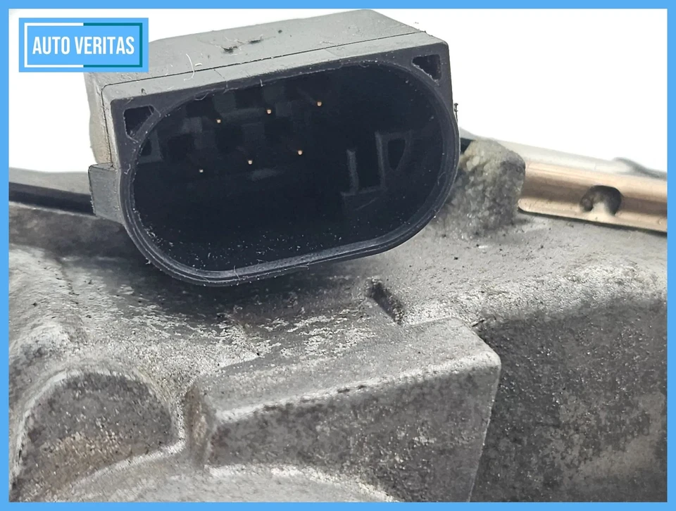 Original Mercedes-Benz W204 CL203 A208 W211 throttle valve A1110980109 - Image 4 of 4