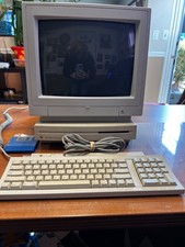 Apple Macintosh M1700 Performa 400 and Performa plus Monitor