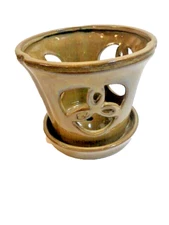 Vintage Moss Green Pottery Planter  5.5" Intricate Design Under Plate Glossy NOS