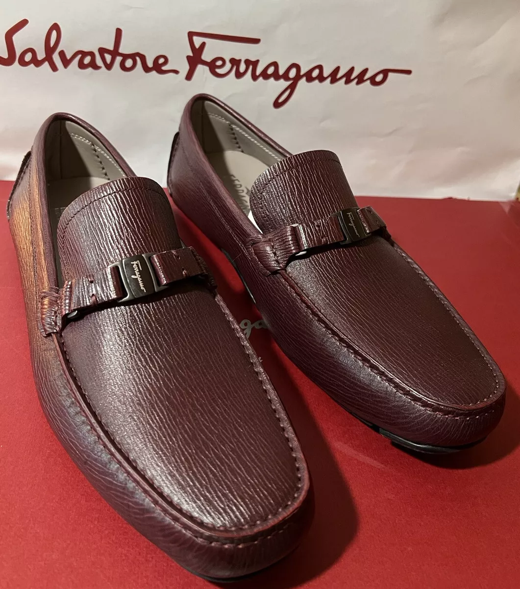 Salvatore Ferragamo Mens Loafers Drivers shoes Size 9 EE AMER Wine Pebble  Calf