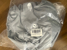 The North Face Women s Gray Solid Pullover Hoodie S Regular Fit Long Sleeve