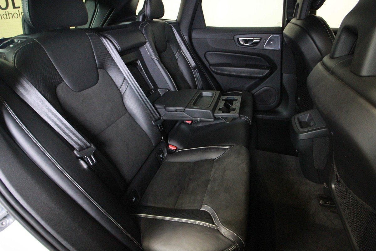 Volvo XC60 2,0 D5 235 R-Design aut. AWD