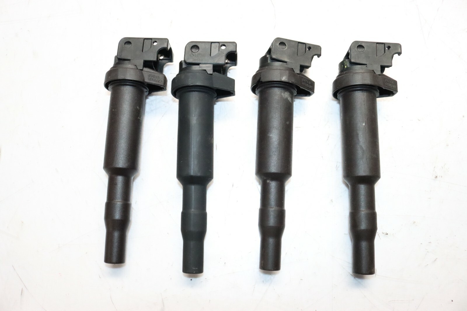 07-10 MINI COOPER R55 R56 R57 N16 SET OF 4 IGNITION COILS  BOSCH Y5668