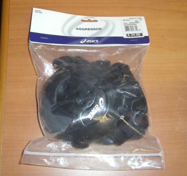 asics aggressor earguard