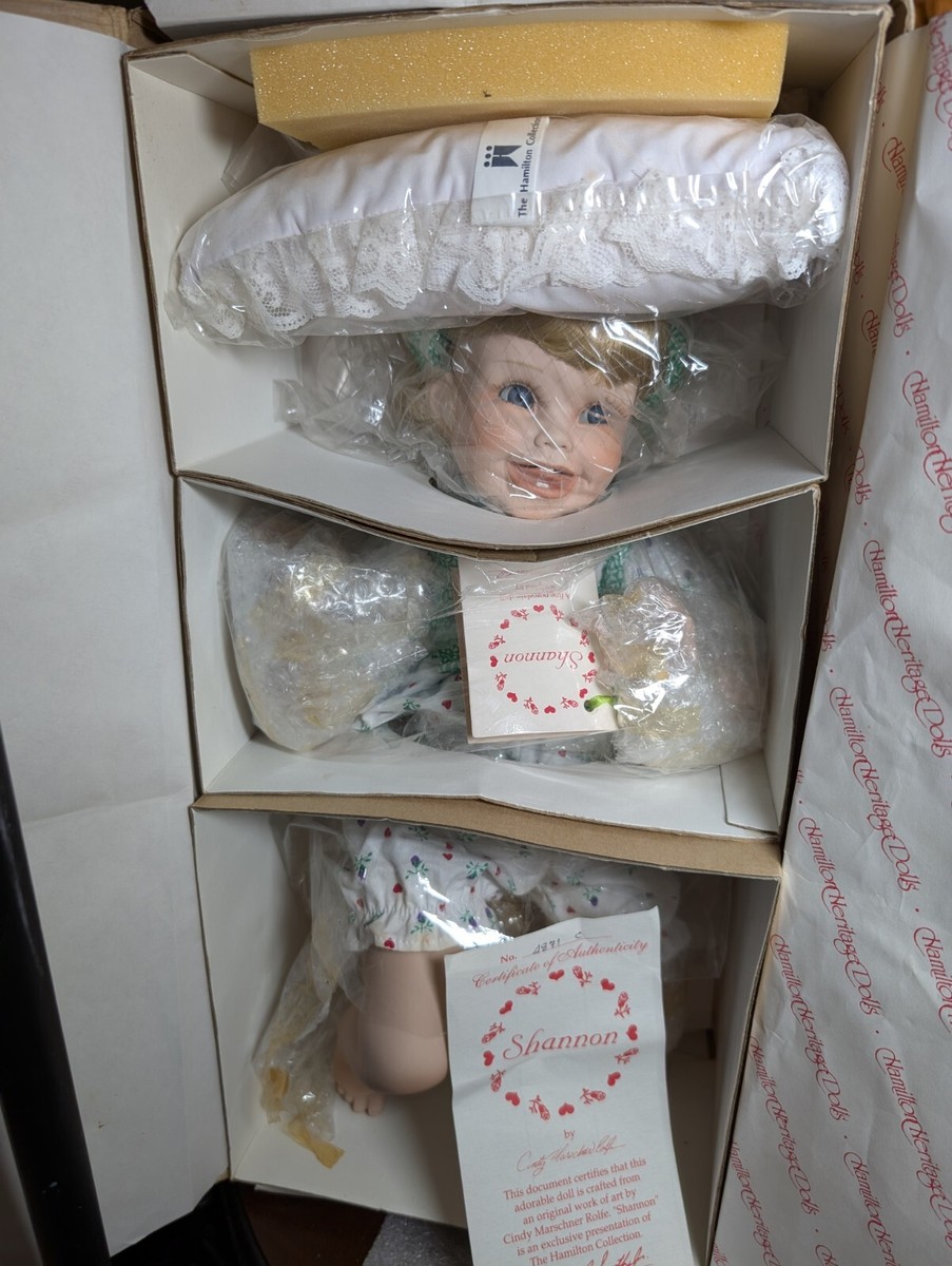 New In Box Heritage Dolls The Hamilton Collection 