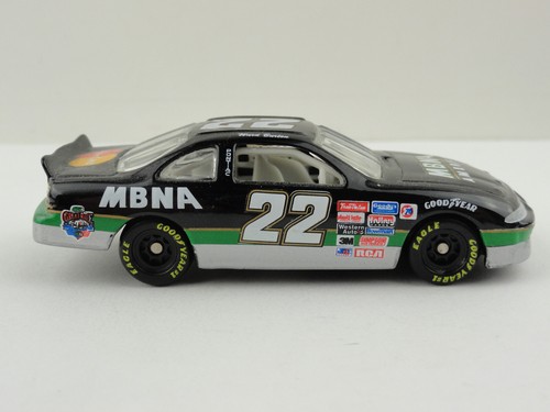 1997 Winners Circle 1/64 Ward Burton #22 MBNA America - LOOSE - Picture 4 of 7