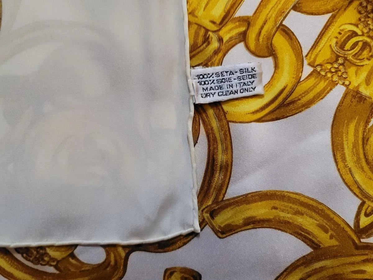 Vintage Chanel Gold Chain Link Print Silk Scarf – Recess