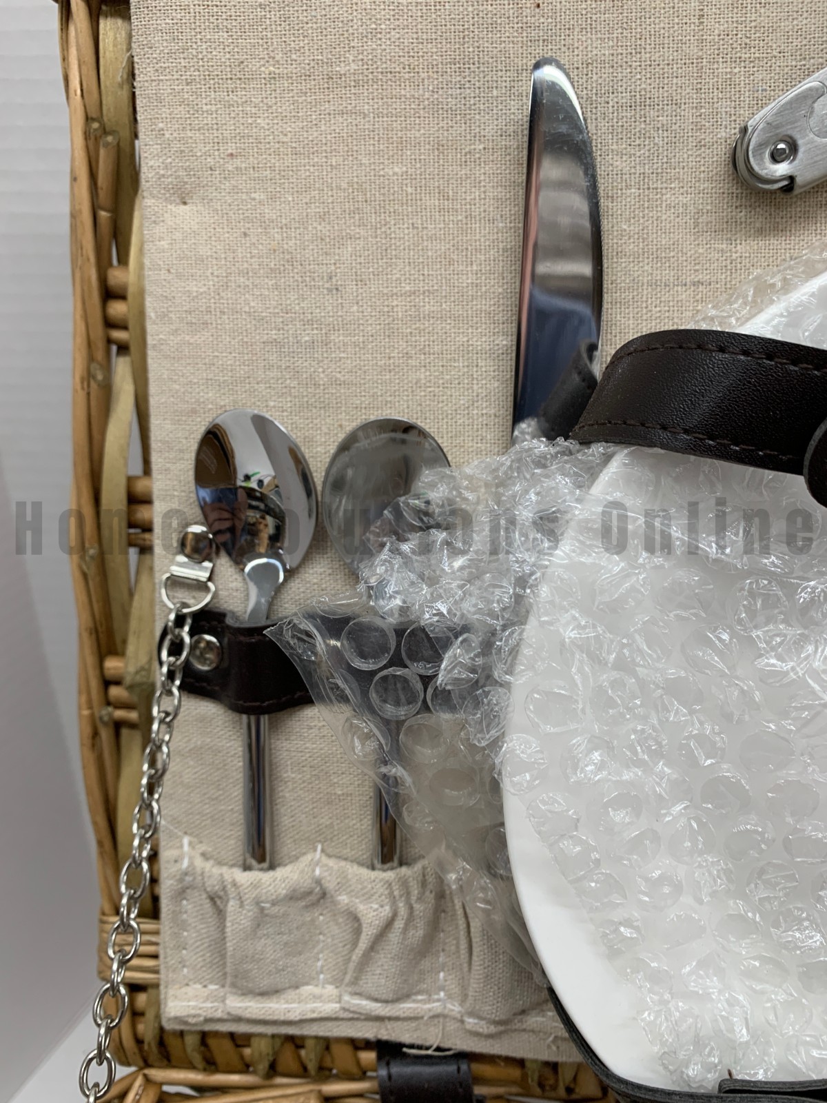 Picnic Time Classic Wicker Vintage Picnic Basket for Two 16" w #2001N