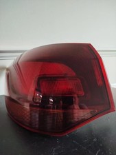 VAUXHALL ASTRA ESTATE 2013 PASSeNGER SIDE TAIL LIGHT, n/s