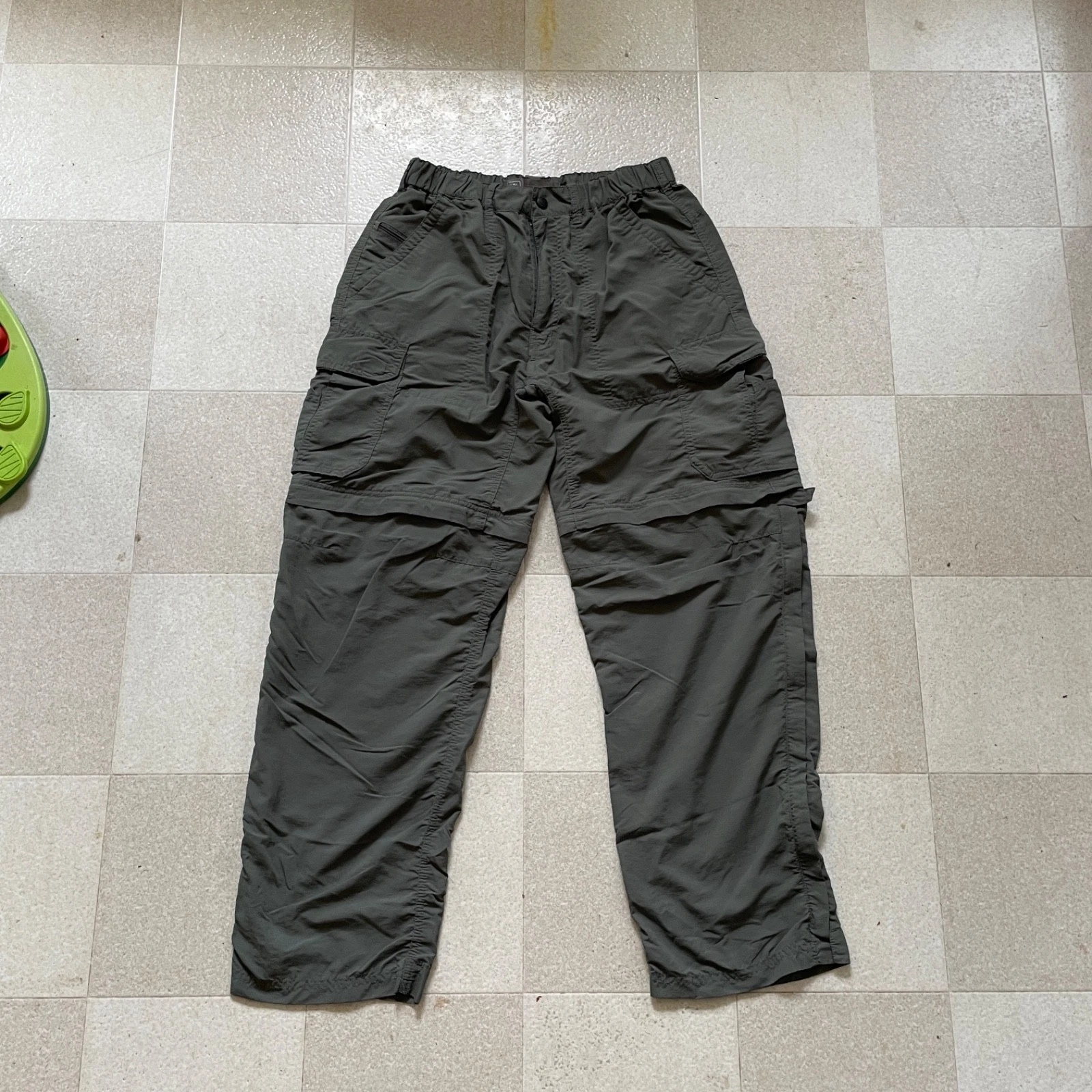 REI Co-Op Sahara Convertible Pants Men's 30L Cargo Gorpcore UPF 50 Lightweight
Opens in a new window
