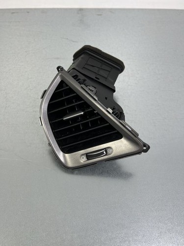 Hyundai Santa Fe 2013 Left Copertura griglia di ventilazione laterale cruscotto