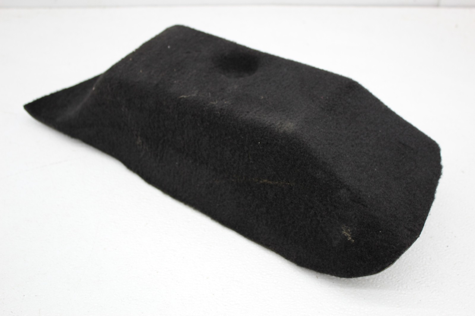 99-01 FERRARI 456 M REAR BACK TRUNK LEFT TAIL LIGHT CARPET PANEL