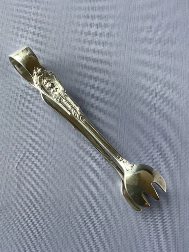 Nice Wallace Rose Point Sterling Silver Sugar Tongs No mono