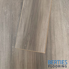8mm Modern Chestnut Laminate Wood Flooring - Click System - High Quality