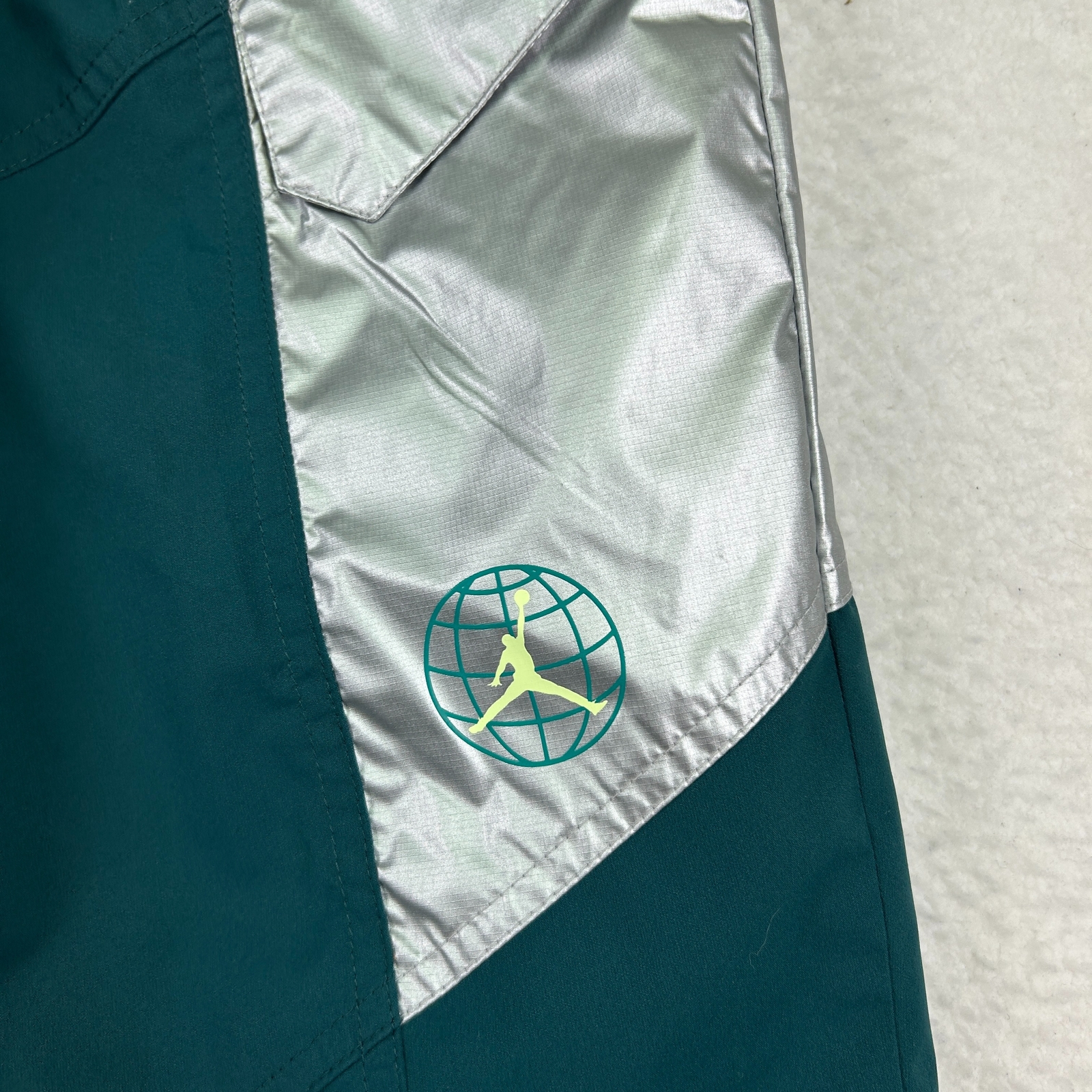 Jordan Pants Womens Medium CW6500-300 Air Jordan Retro Track Colorblock thumbnail 18