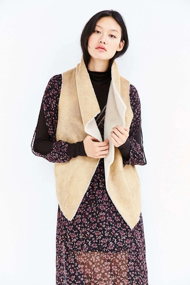 Ecote Womens Natural Sherpa Vest New Size Large MSRP $89 - Image 2 of 4