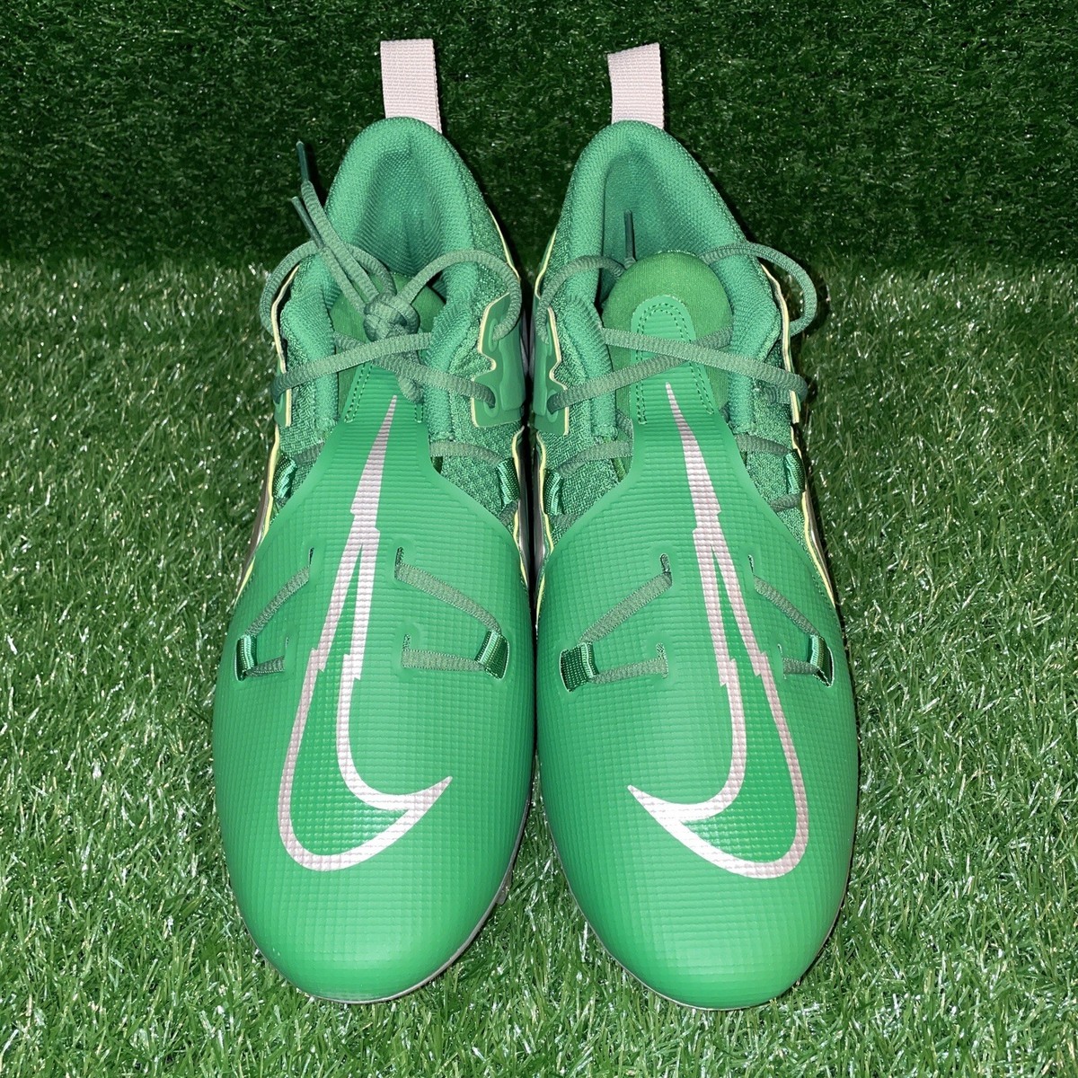 Nike Oregon Ducks Alpha Menace Pro 3 Team Issued Football Cleats Men’s Sz 14.5 Nike Oregon Ducks Alpha Menace Pro 3 Team Issued Football  main image 3