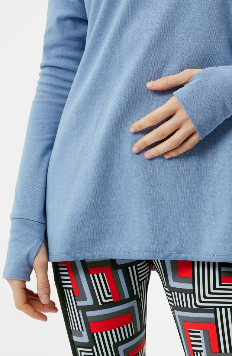 CLEARANCE - Sweaty Betty Simhasana Sport sweat top - Blue/ RRP £65 image 6