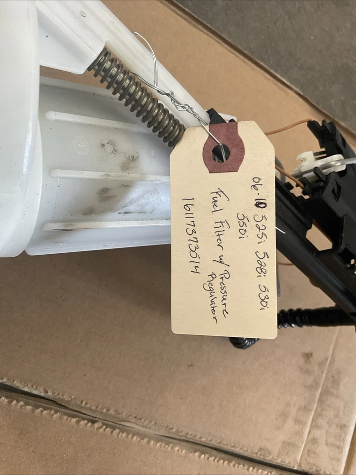 06-10 Filtro de combustible BMW 525i 528i 530i 550i con regulador de presión 16117373514 Foto 4 de 4