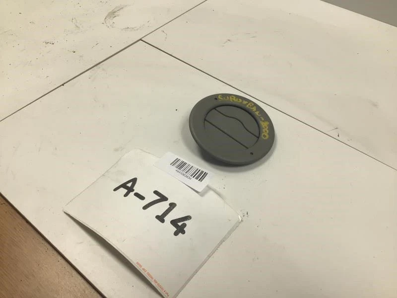 Chevrolet Suburban 2000 techo superior ventilación de aire rejilla moldura OEM+ Foto 2 de 4