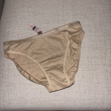 NWT Victoria Secret Low Rise Bikini- M