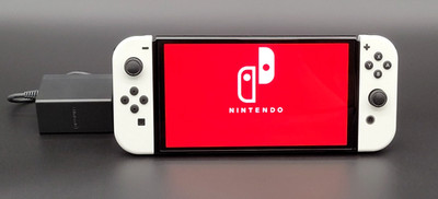 Nintendo Switch OLED Model Handheld Home Gaming Console  64GB White HEG-001