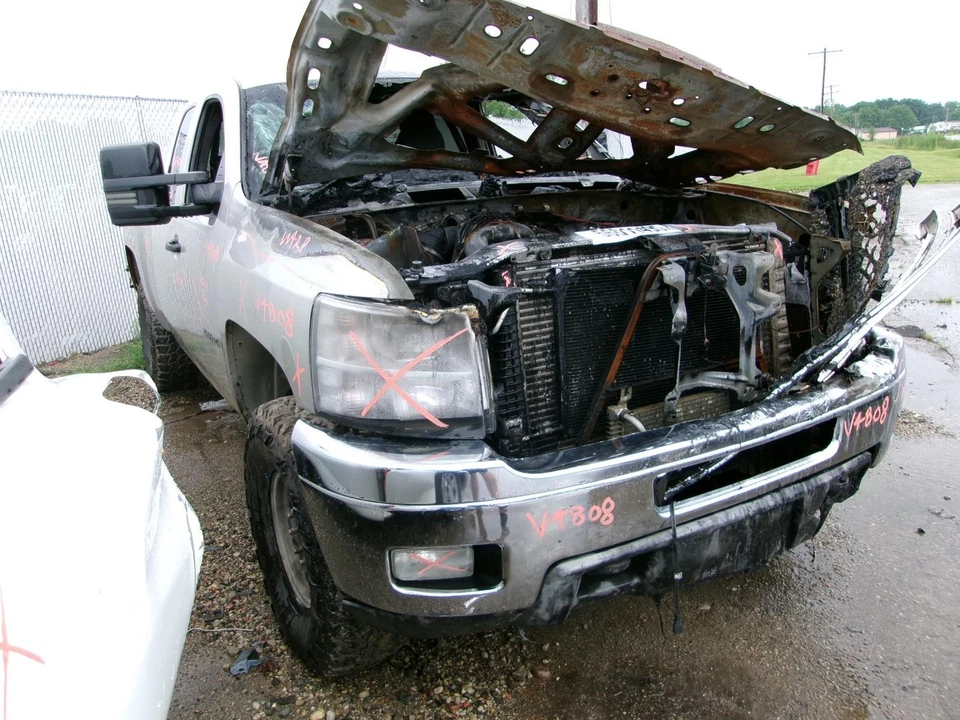 Used Rear Left Door Glass Rear fits: 2008 Chevrolet Silverado 2500 pickup Extend Foto 2 de 4