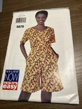 See & Sew Pattern 5076 Misses/Misses Petite Top Shorts Size XS-S-M UNCUT