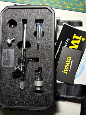 Iwata Micron CM-B Airbrush