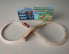 Melissa Doug Wooden Figure 8 Track and Railway Train Set w/ Shadow Box 30 Pcs