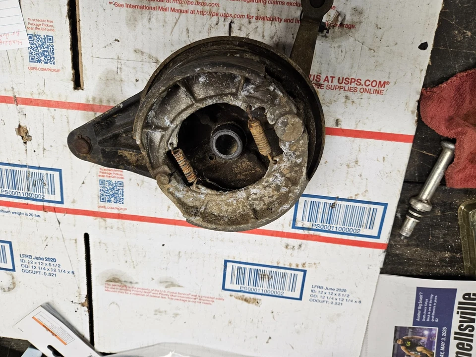 Kawasaki KL600 KLR Enduro K663 1985. placa freno trasero buje tambor Foto 2 de 4