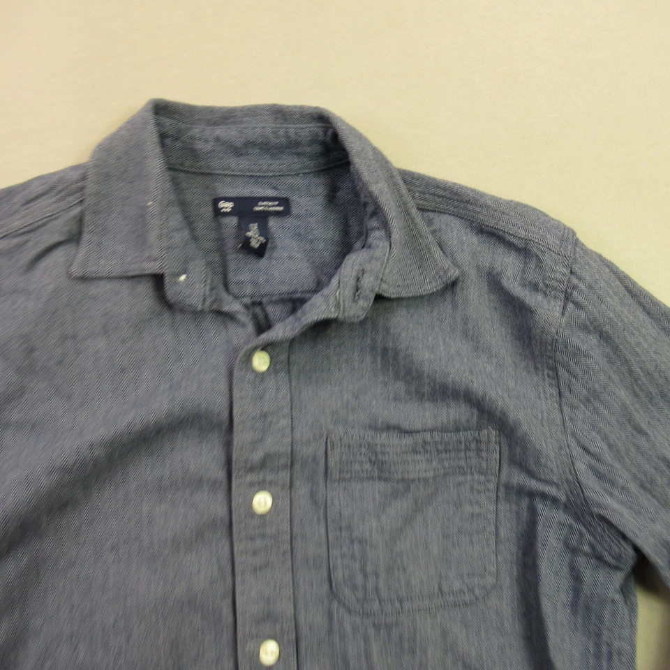 Camisa Gap Mujer Pequeña Manga Larga Botón Frontal Exterior Azul Bolsillo Calce Clásico Foto 2 de 4