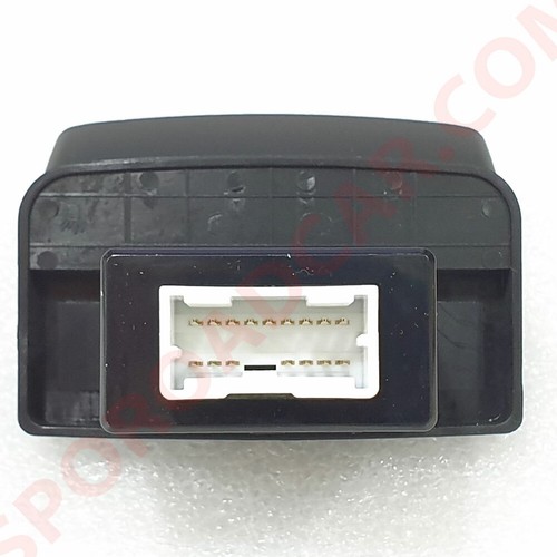 OEM Parts Aux IPod USB Jack Assy 1P For 2005-2010 Sportage - Picture 3 of 5